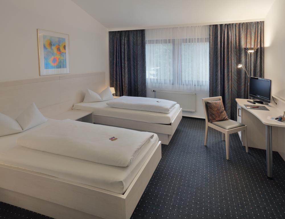 Hotel Forsthaus Berlin Room photo